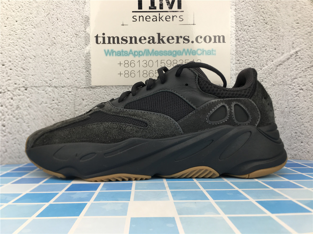 Yeezy Boost 700 'Utility Black' FV5304